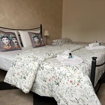Alojamento de Acomodação e Pequeno-almoço Jasmine Santa Teresa Di Riva