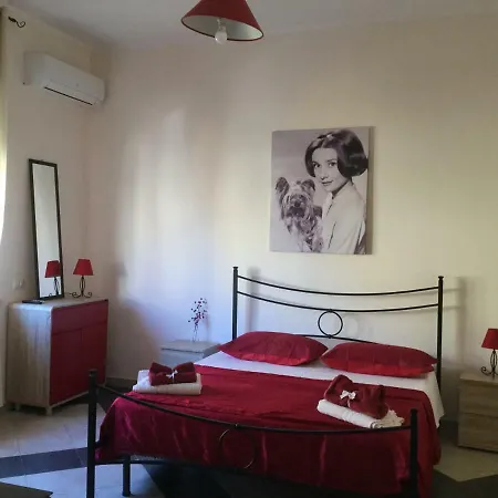 Jasmine 4* סנטה תרזה די ריבה